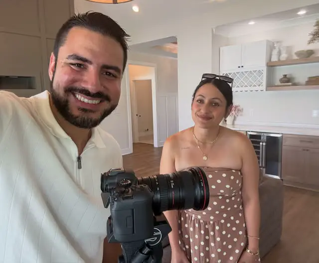 Kerlie filming an agent intro
