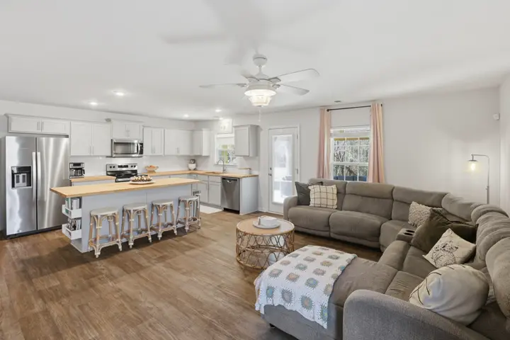 Kitchen and living room